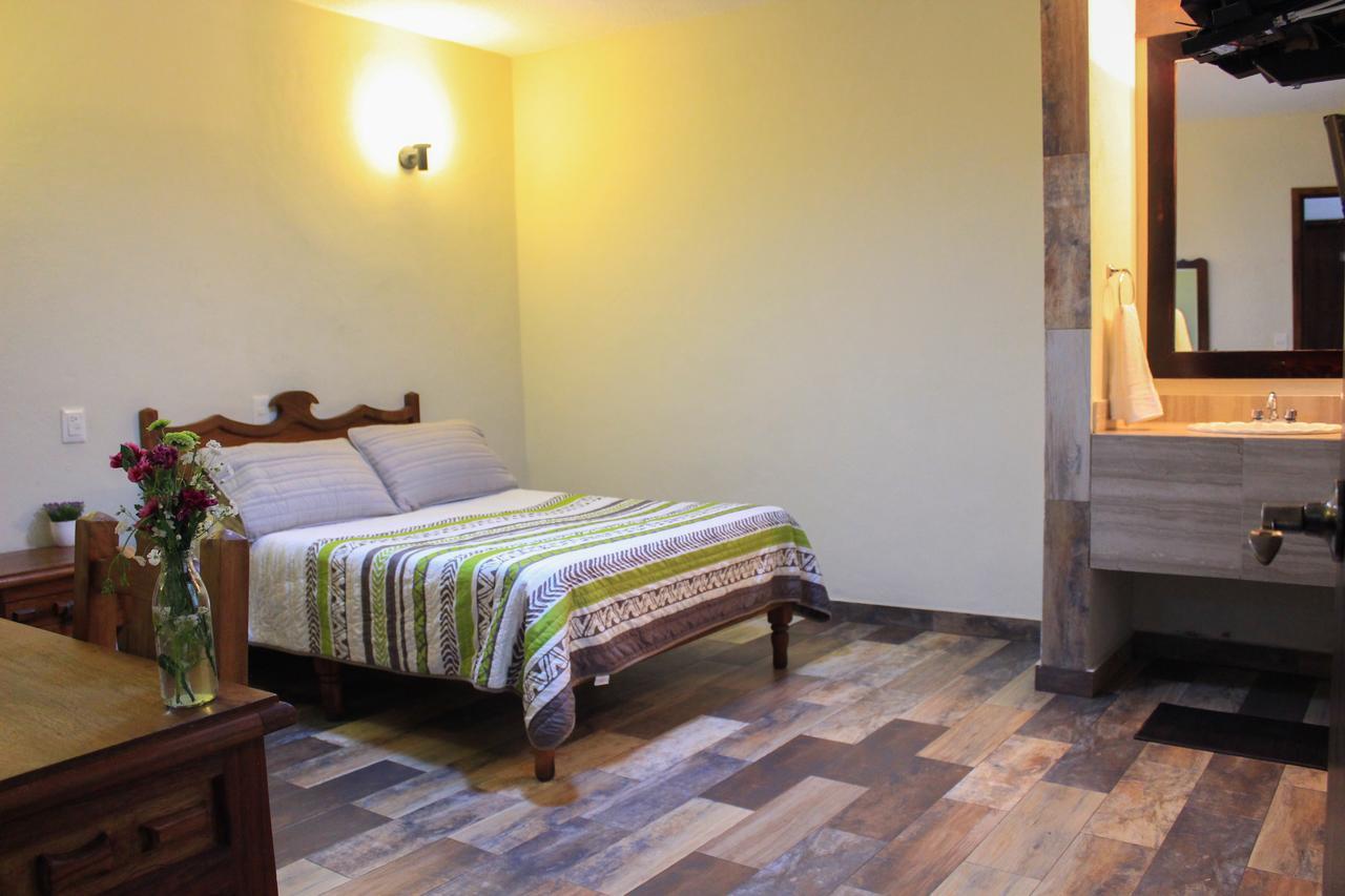 Hotel La Merced Морелия Экстерьер фото